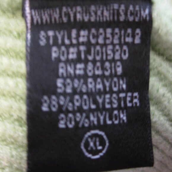 Cyrus NEW Size XL Cable Knit Green Super Soft Sweater Rayon Blend Scoop Neck - Picture 6 of 8